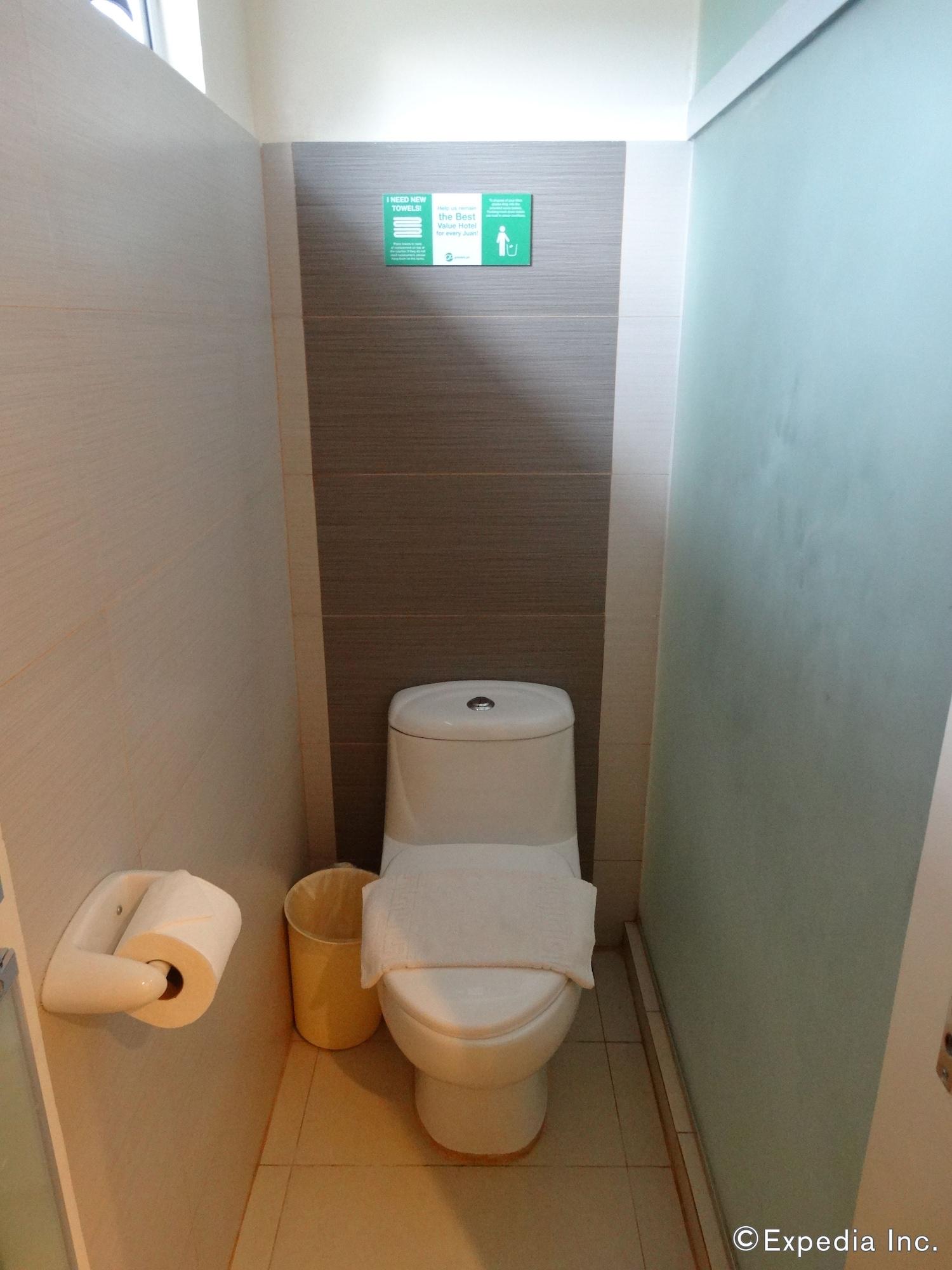 Go Hotels Lanang - Davao City Esterno foto
