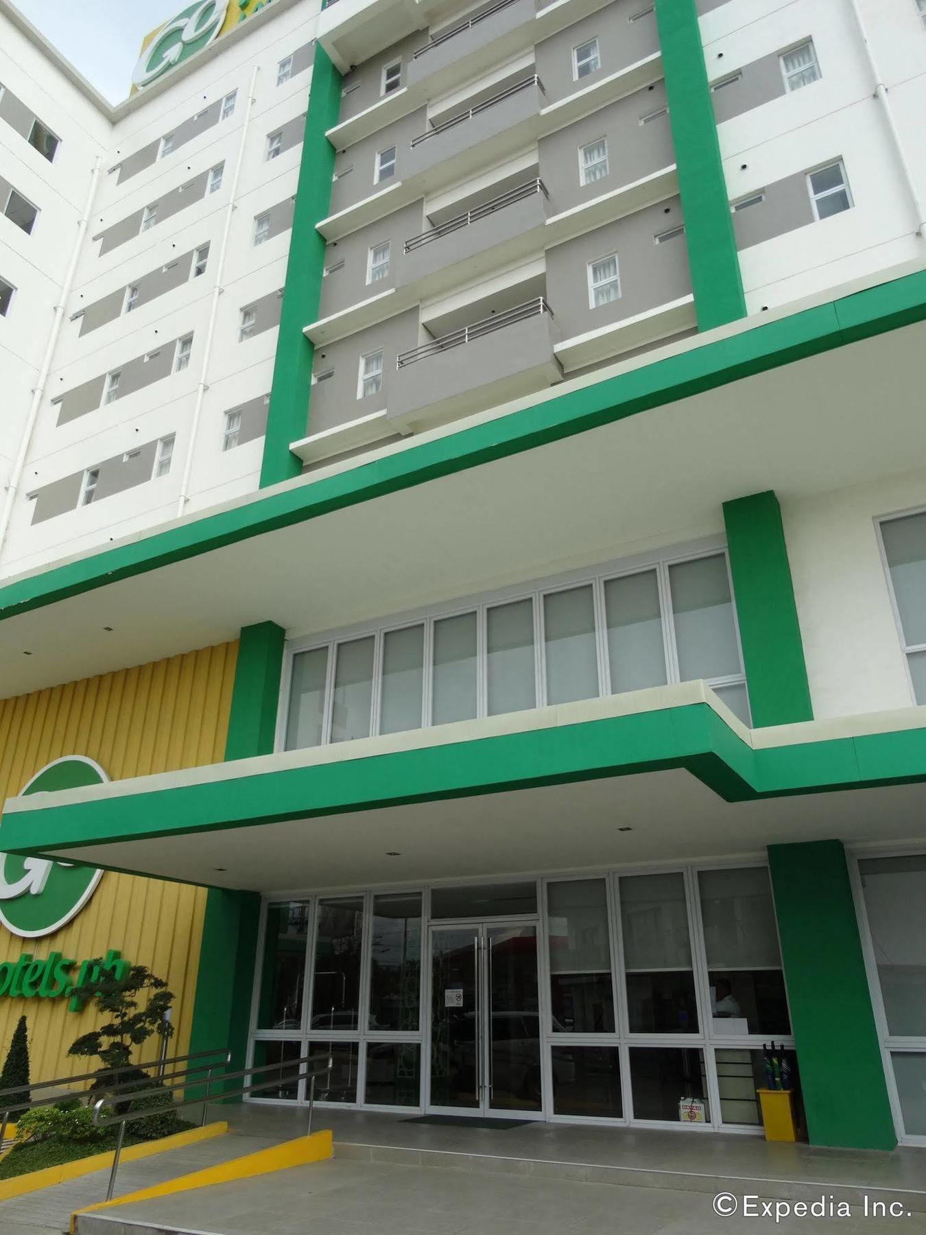 Go Hotels Lanang - Davao City Esterno foto