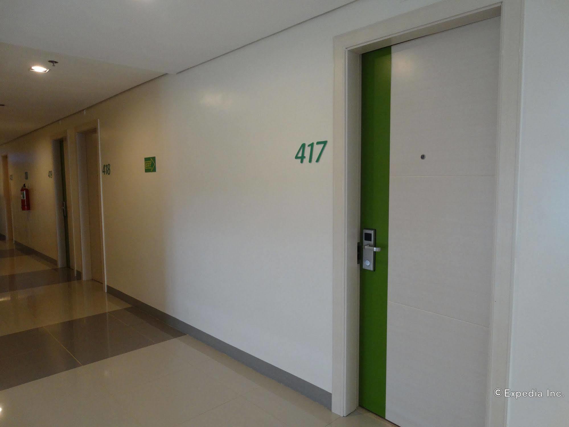 Go Hotels Lanang - Davao City Esterno foto